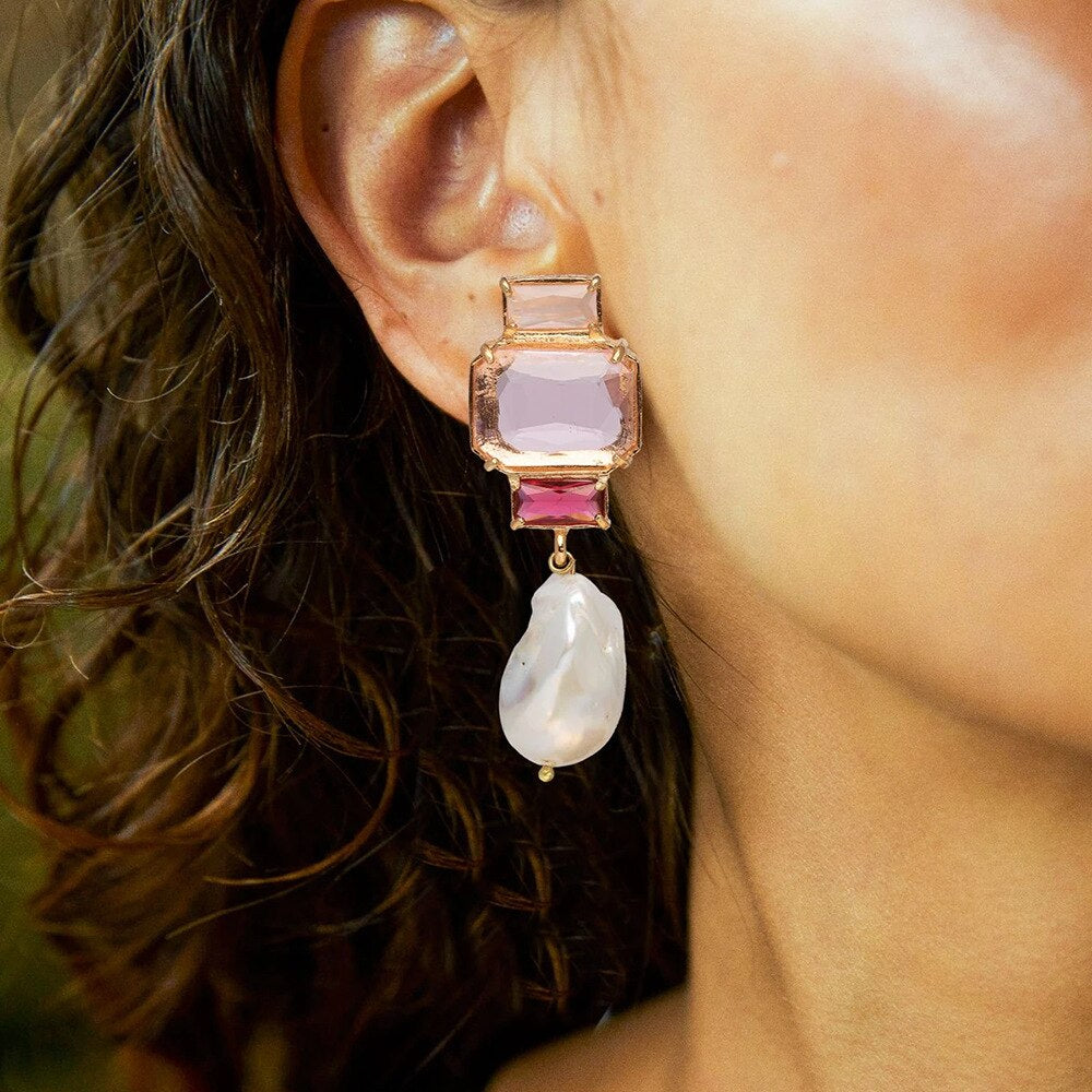 Naturstein-Ohrringe mit rosa Zirkonia