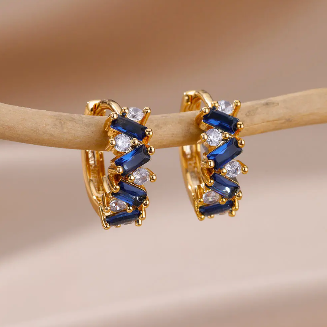 18k blaue 18k vergoldete Ohrringe mit Space-Kristallen