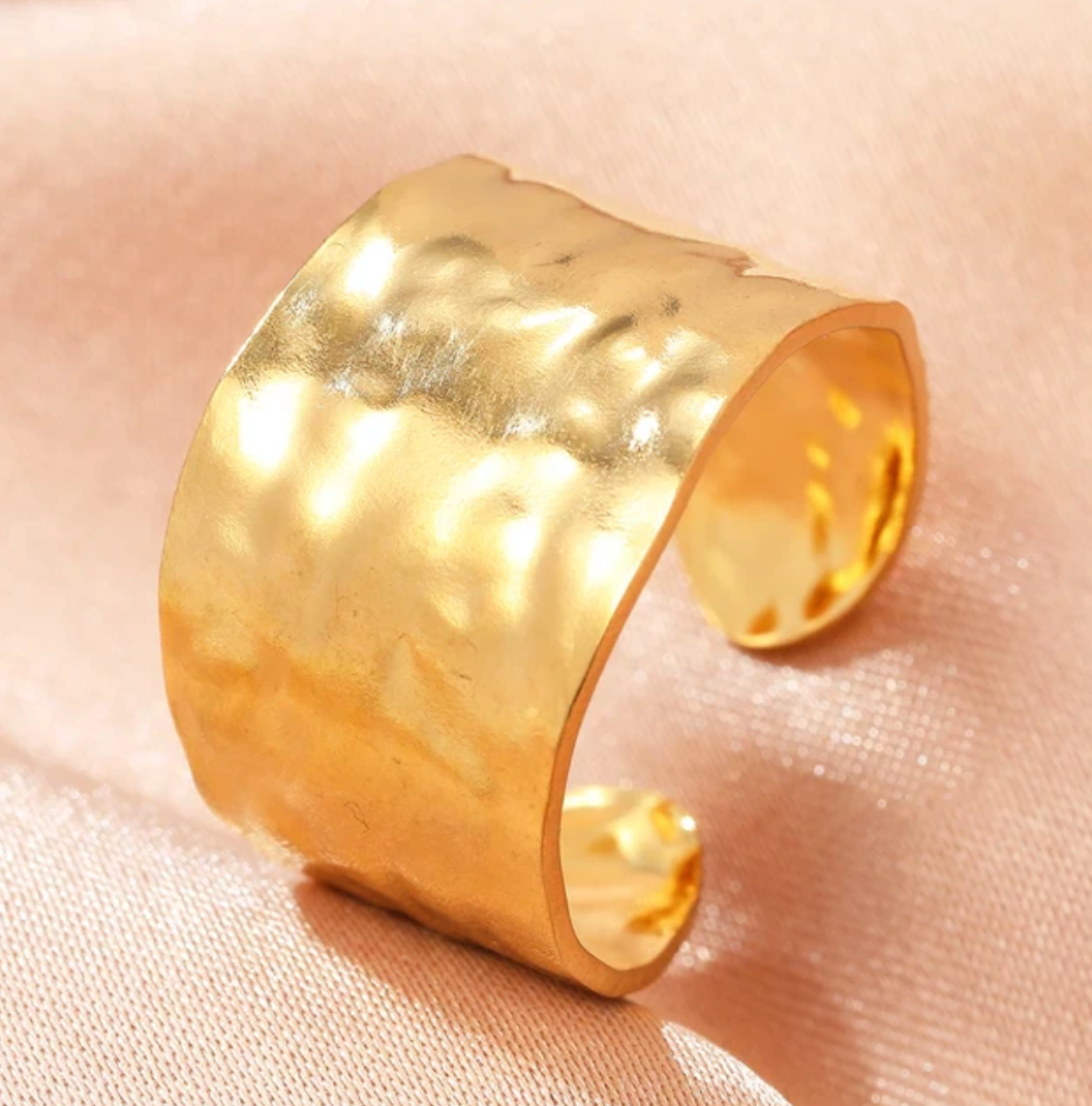 18 Karat Griechischer Goldplattierter Ring