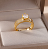 18 Karat vergoldeter Ring mit Queen Stone