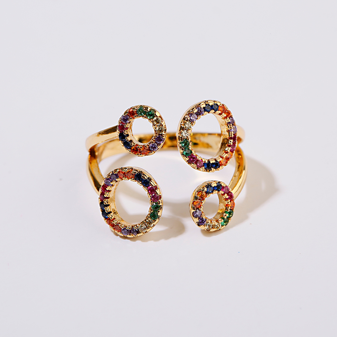 Verstellbarer Ring aus 18K Gold mit Perlen und Zirkonia Steinen