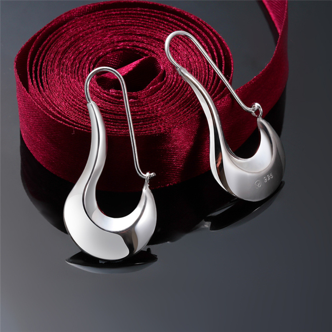 Ohrringe im modernistischen Stil aus poliertem 925er Sterlingsilber