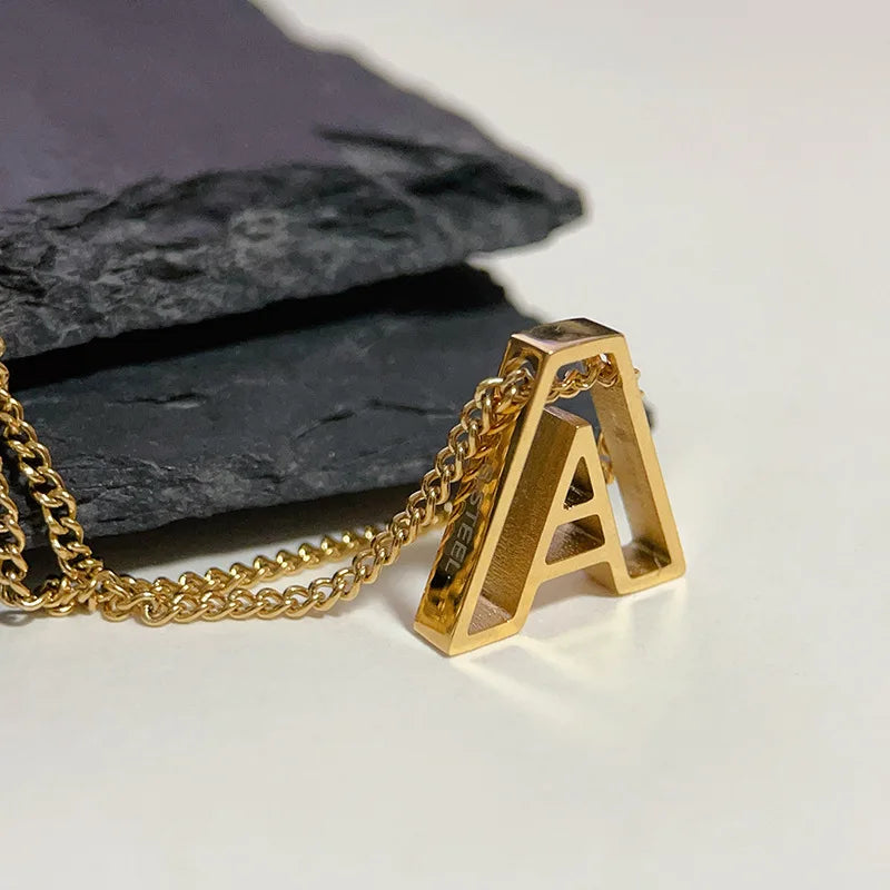 18K vergoldete Initialen-Halskette mit einzigartigen Buchstaben