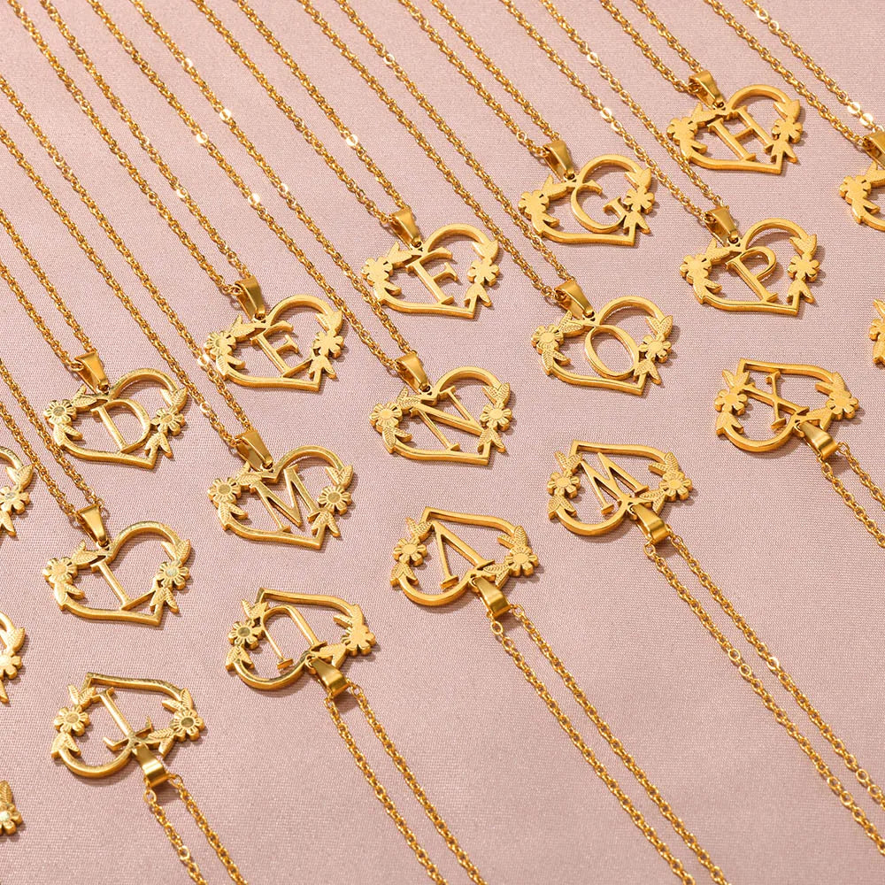 18K Vergoldet Liebe und Blumen Initialen Buchstaben Halskette