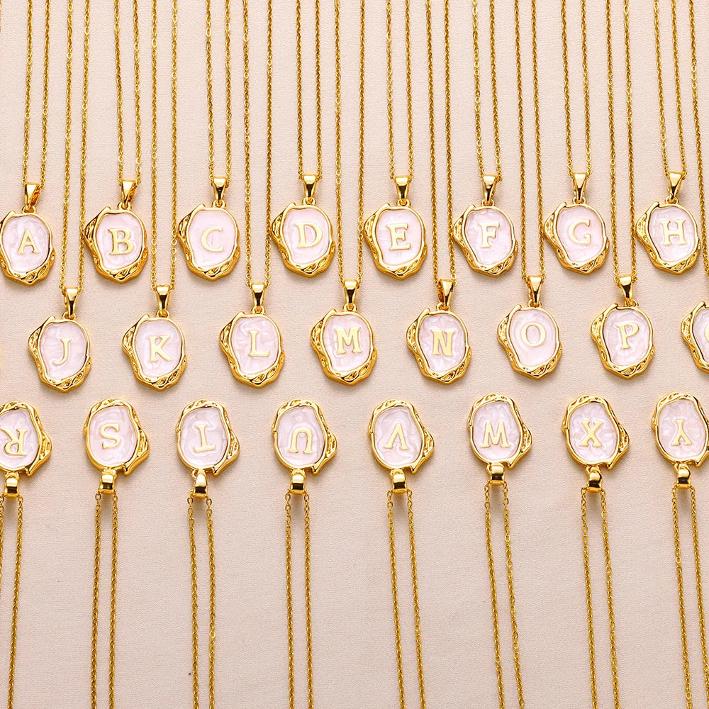 Halskette mit Initialen vom Meeresgrund in 18K Vergoldet